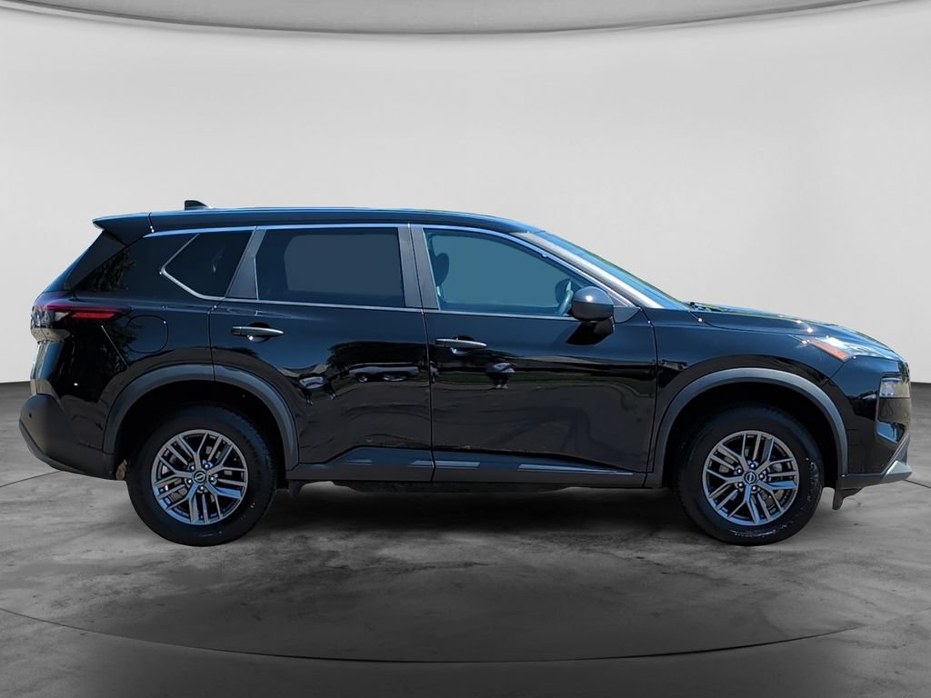 Used 2023 Nissan Rogue S AWD/4WD image 8