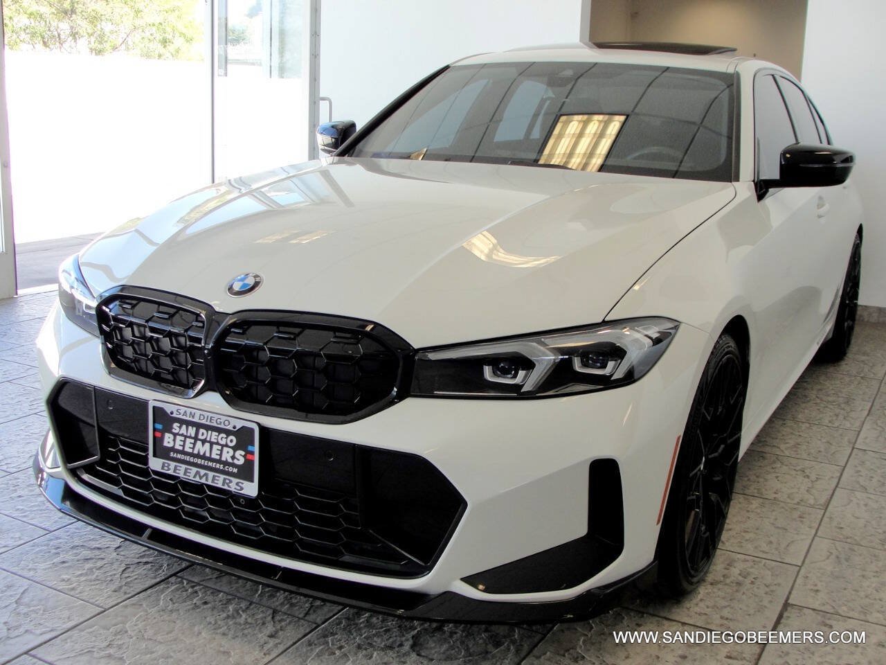 Used 2023 BMW 330i Sedan w/ M Sport Package RWD image 36