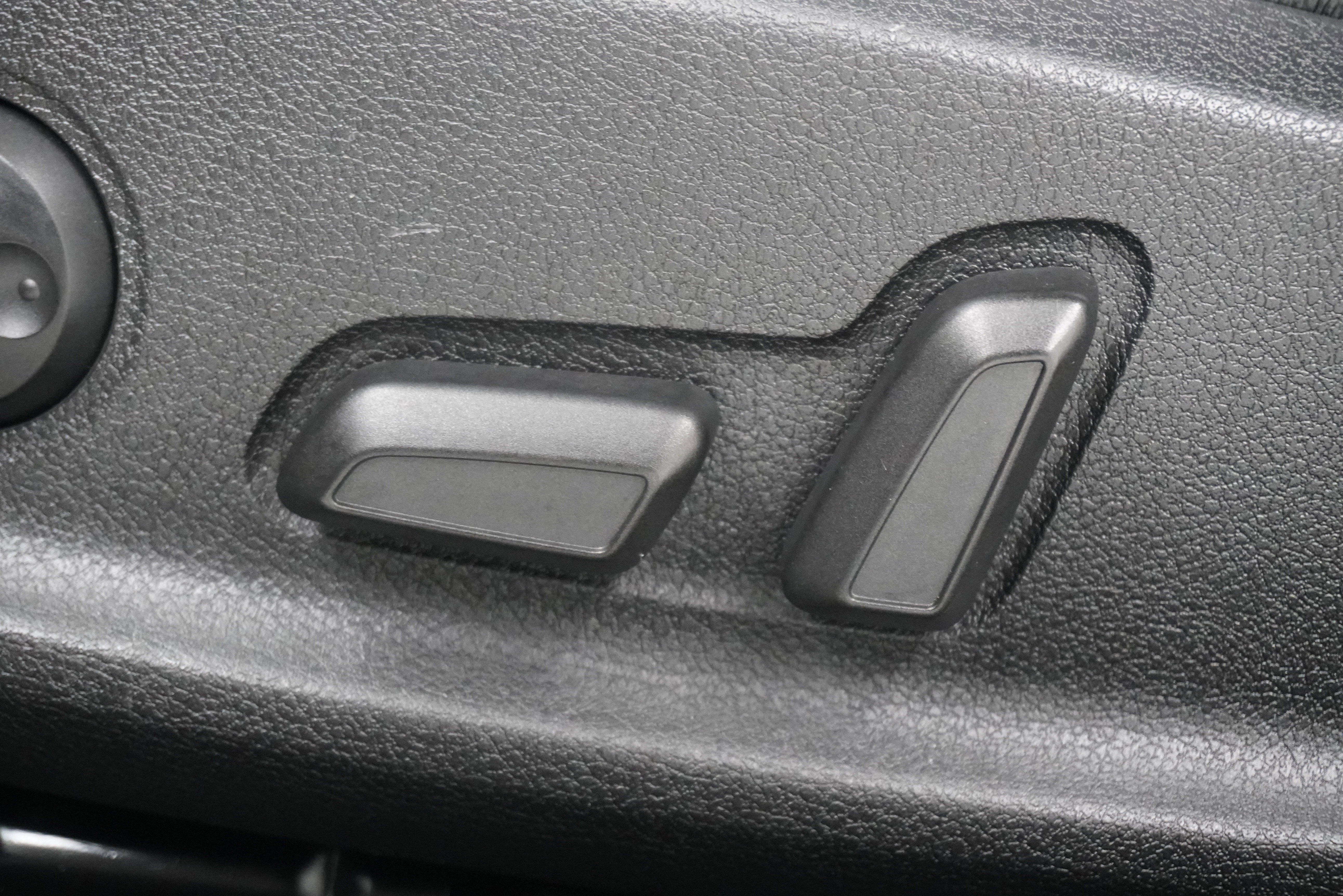 Used 2010 Audi A5 2.0T Premium Plus image 16