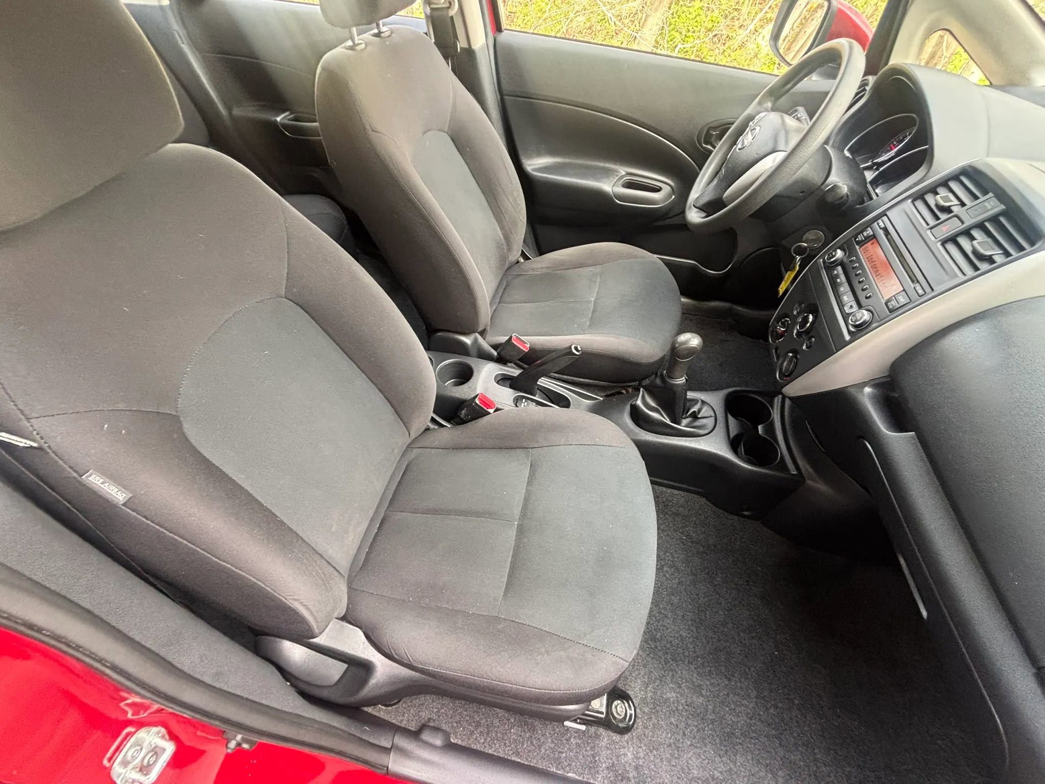 Used 2015 Nissan Versa Note S FWD image 15