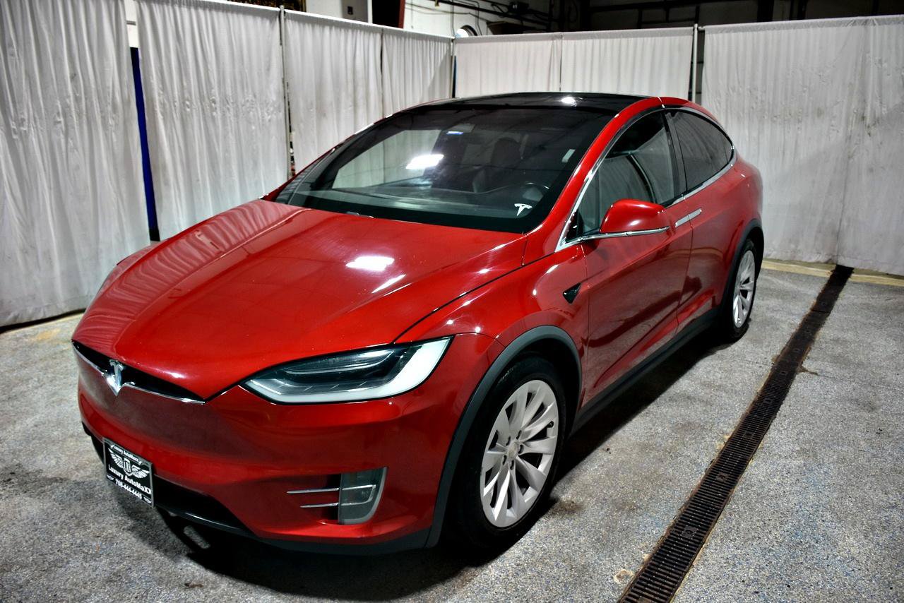 Used 2017 Tesla Model X 75D AWD/4WD image 24