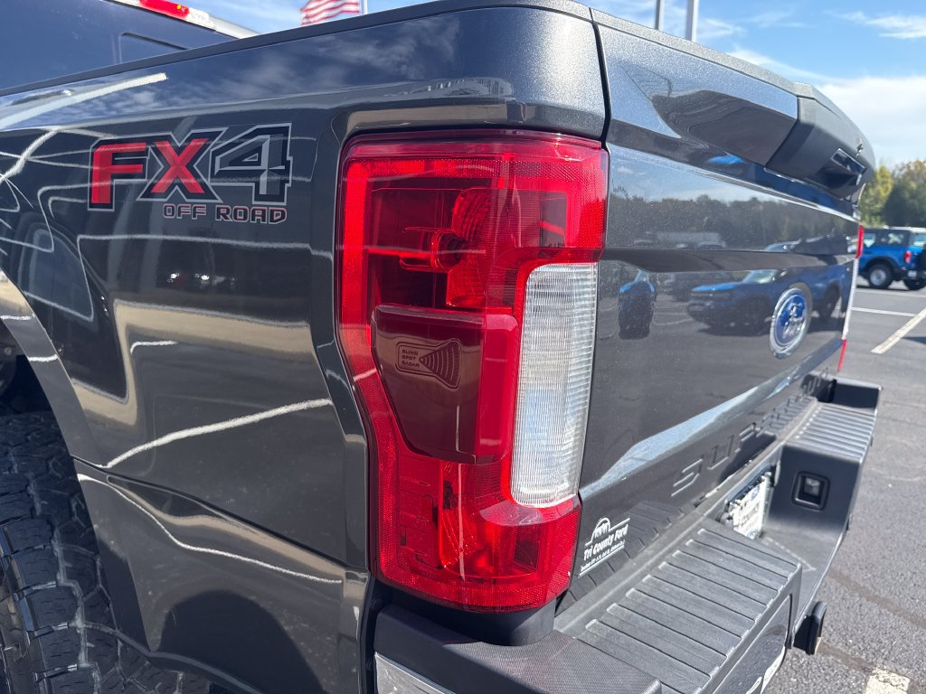 Used 2019 Ford F250 Lariat w/ Lariat Ultimate Package AWD/4WD image 52