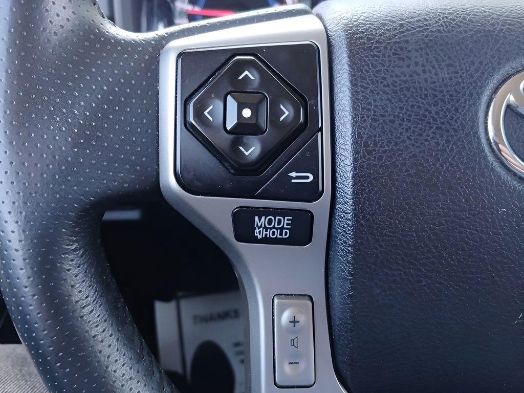 Used 2018 Toyota 4Runner SR5 image 17