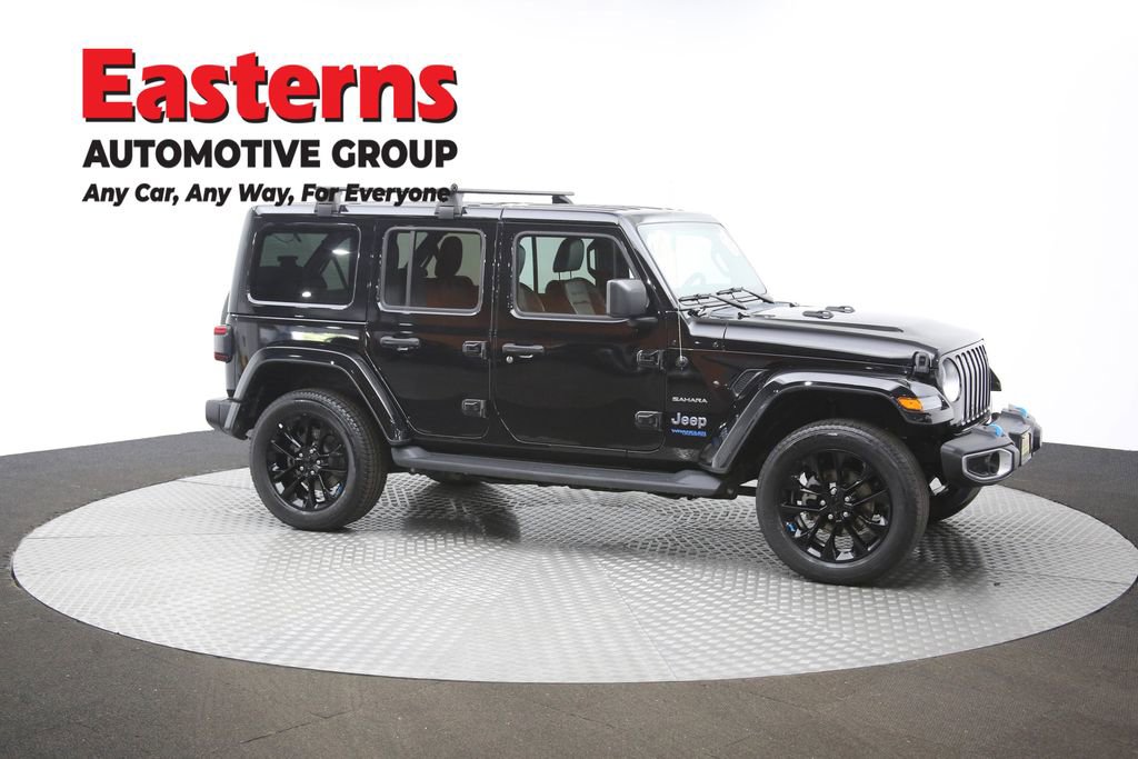 Used 2022 Jeep Wrangler Unlimited Sahara image 45