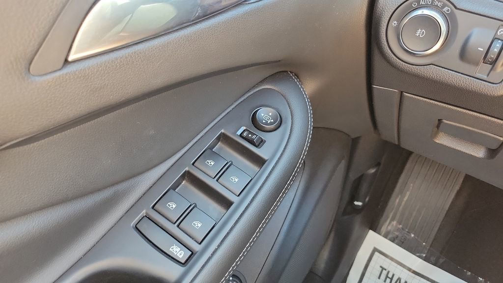 Used 2020 Buick Envision Essence image 9