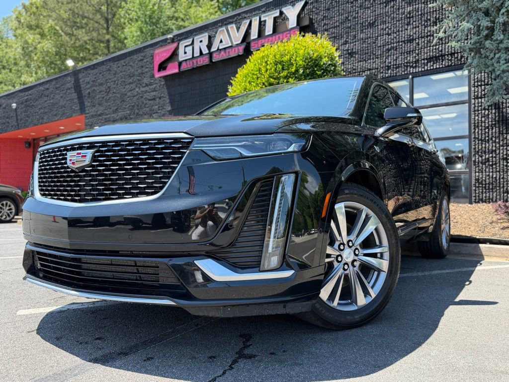 Used 2024 Cadillac XT6 Premium Luxury w/ Technology Package AWD/4WD image 2
