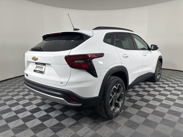 New 2026 Chevrolet Trax LT image 3