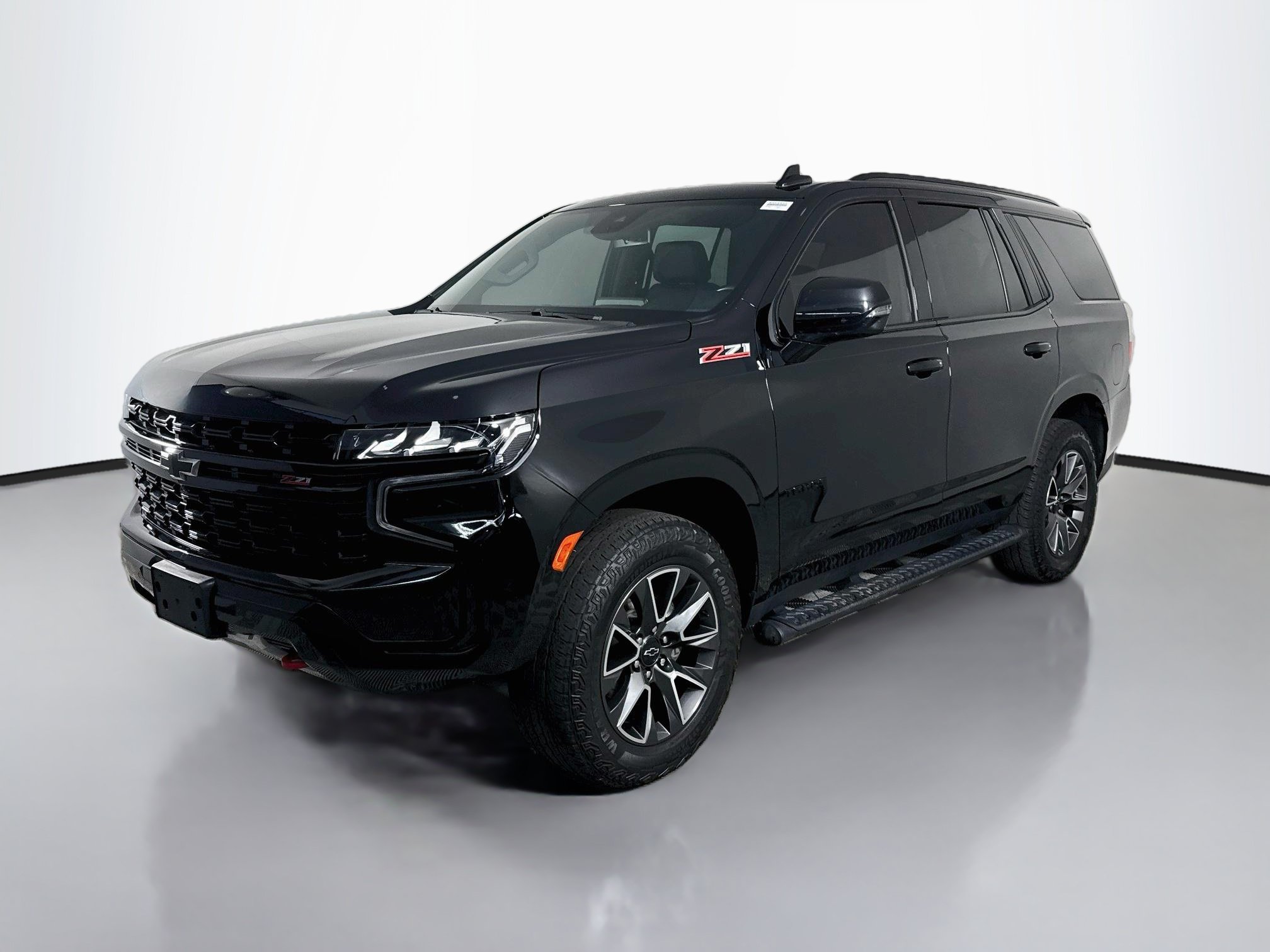 Used 2023 Chevrolet Tahoe Z71 w/ Z71 Off-Road Package AWD/4WD image 4
