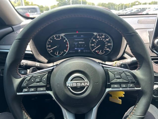 Used 2025 Nissan Altima 2.5 SR FWD image 24