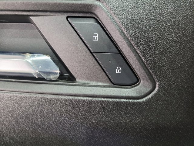 Used 2023 Chevrolet Colorado LT w/ LT Convenience Package III image 43