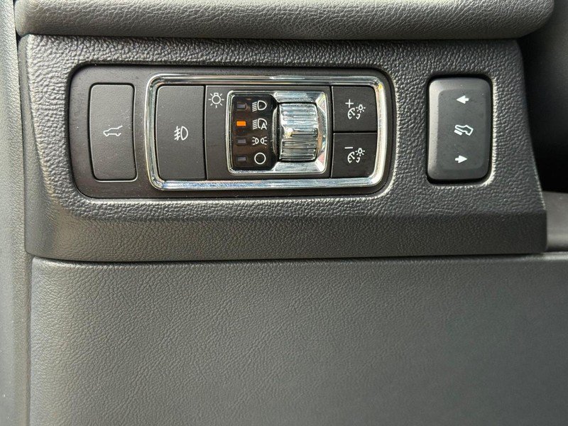 Certified 2024 Lincoln Navigator Reserve AWD/4WD image 22