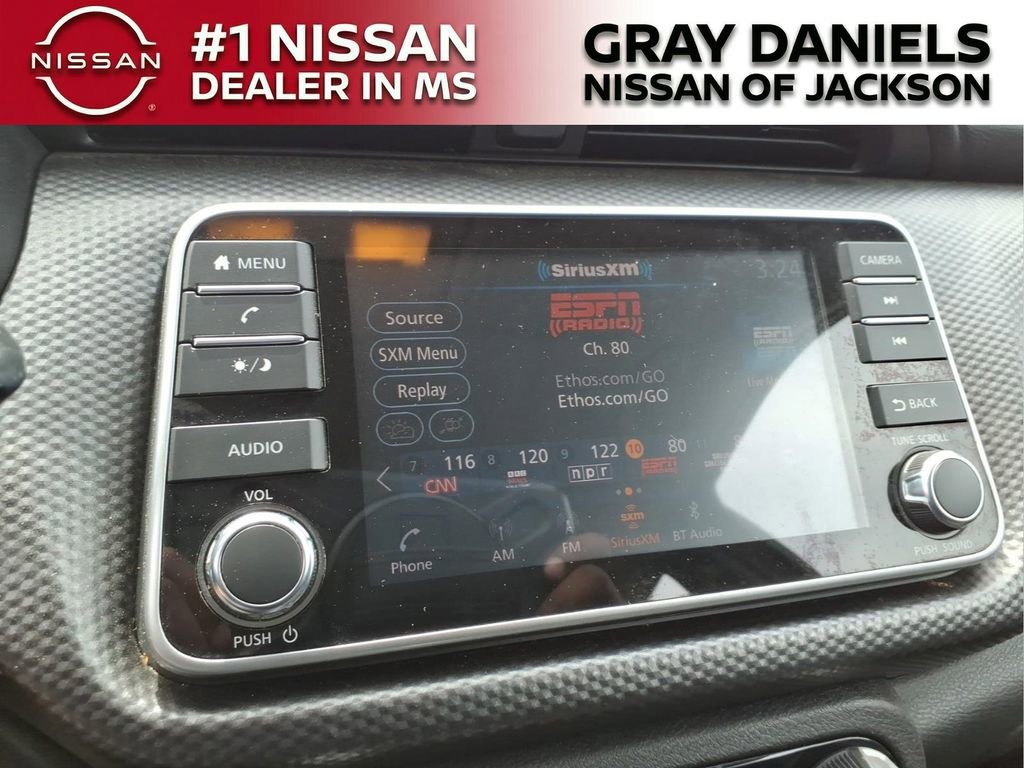 Used 2019 Nissan Kicks SV w/ Exterior Package image 16