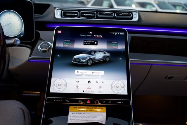 New 2026 Mercedes-Benz S 500 4MATIC image 34