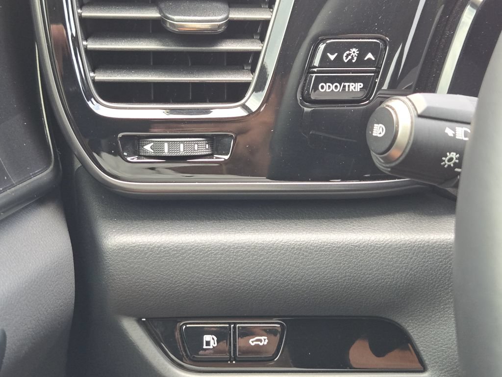Used 2025 Lexus NX 250 FWD w/ Accessory Package (K3) image 22