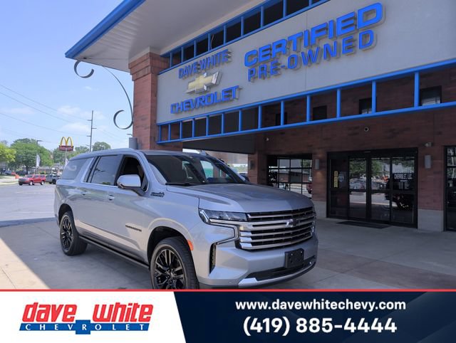 Used 2024 Chevrolet Suburban High Country AWD/4WD image 1
