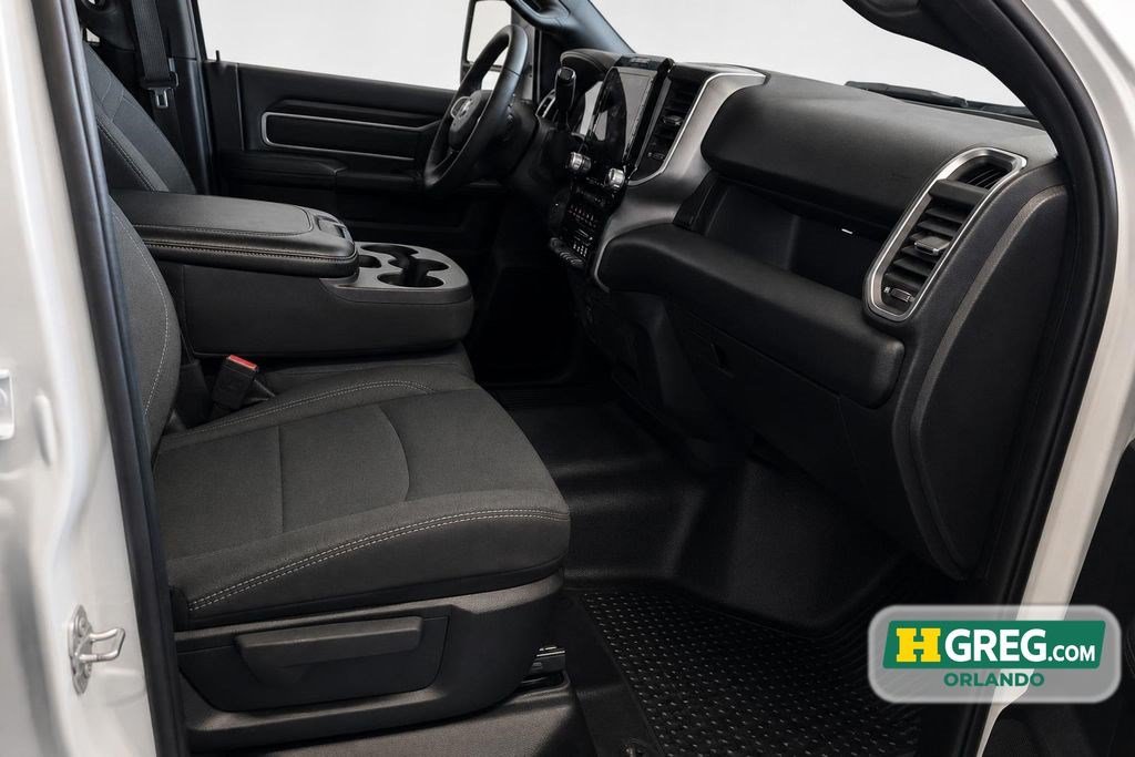 Used 2025 RAM 2500 Big Horn AWD/4WD image 8