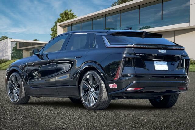 Used 2024 Cadillac Lyriq Sport w/ LPO, Floor Liner Package AWD/4WD image 6