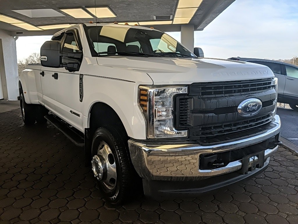 Used 2019 Ford F350 XL w/ Power Equipment Group image 3