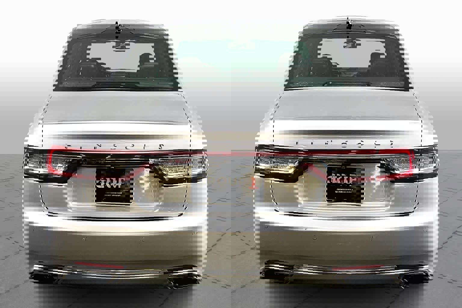 Used 2018 Lincoln Continental Reserve w/ Continental Climate Package image 5