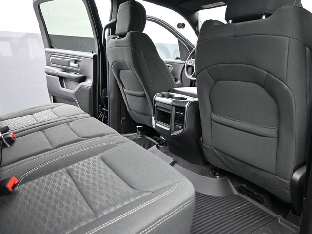 New 2026 RAM 1500 4x4 Crew Cab image 19