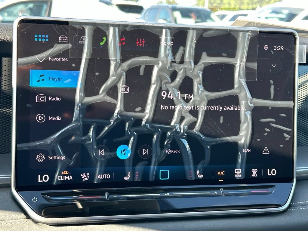 New 2026 Volkswagen Tiguan SE FWD image 33