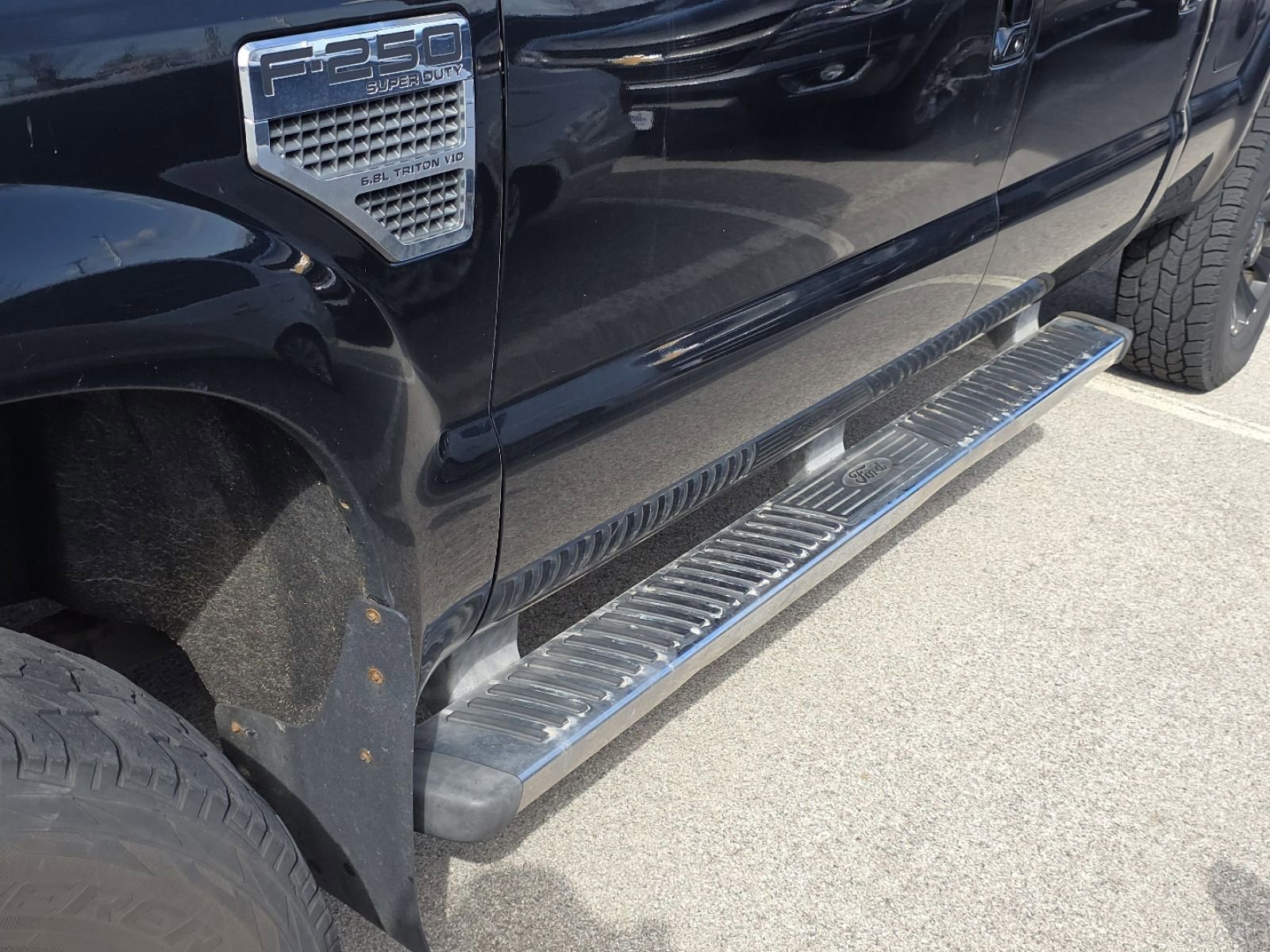 Used 2009 Ford F250 FX4 image 8