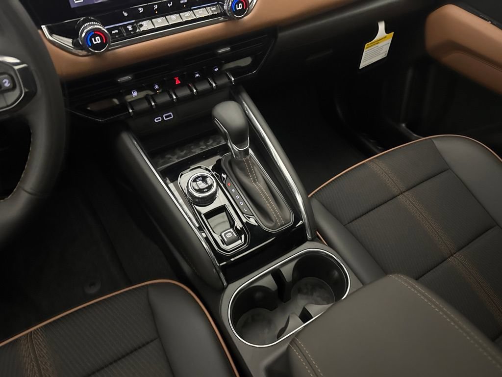 New 2026 GMC Canyon AT4 w/ Technology Plus Package AWD/4WD image 15