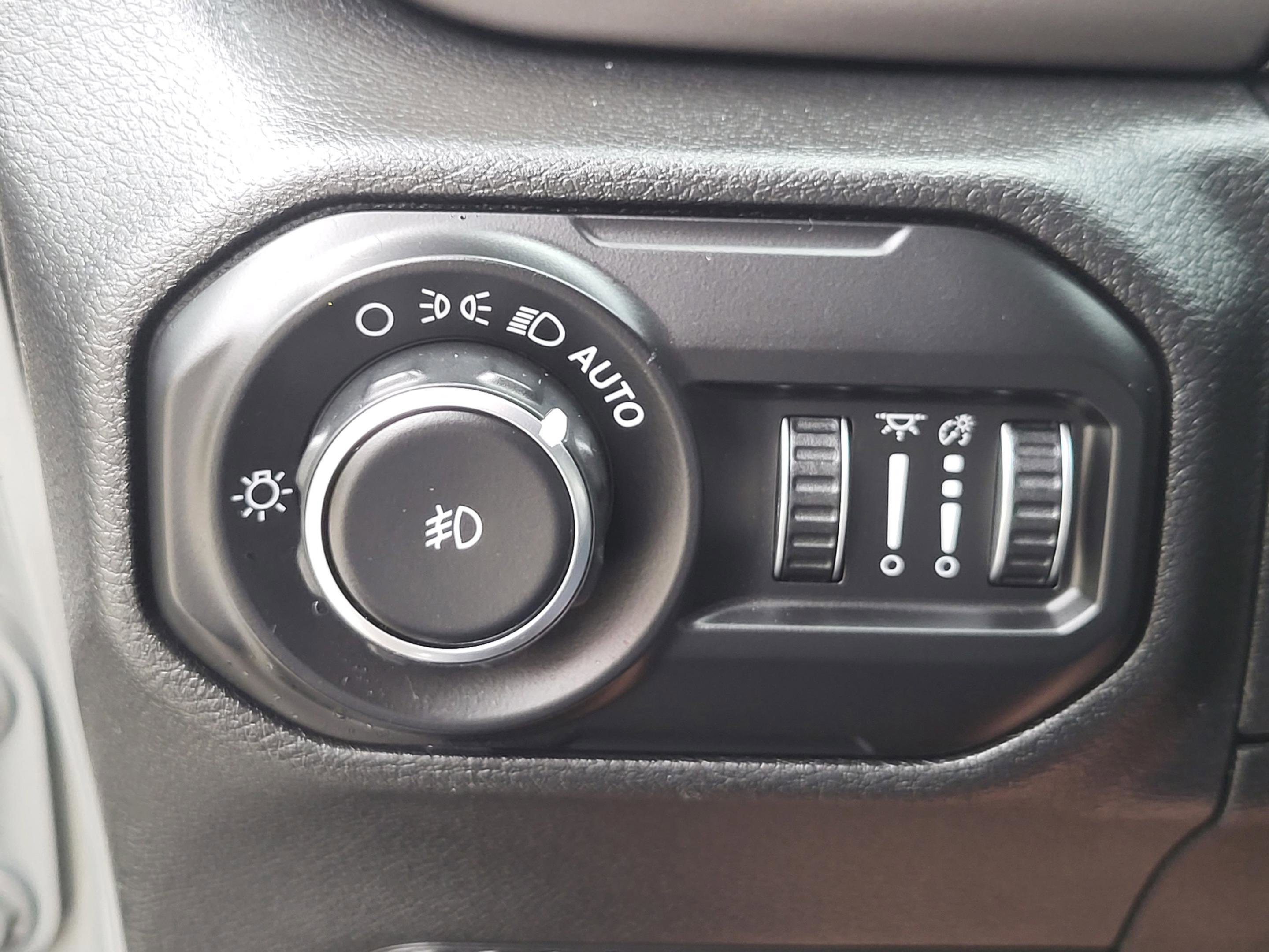 Used 2021 Jeep Wrangler Unlimited Sport image 47