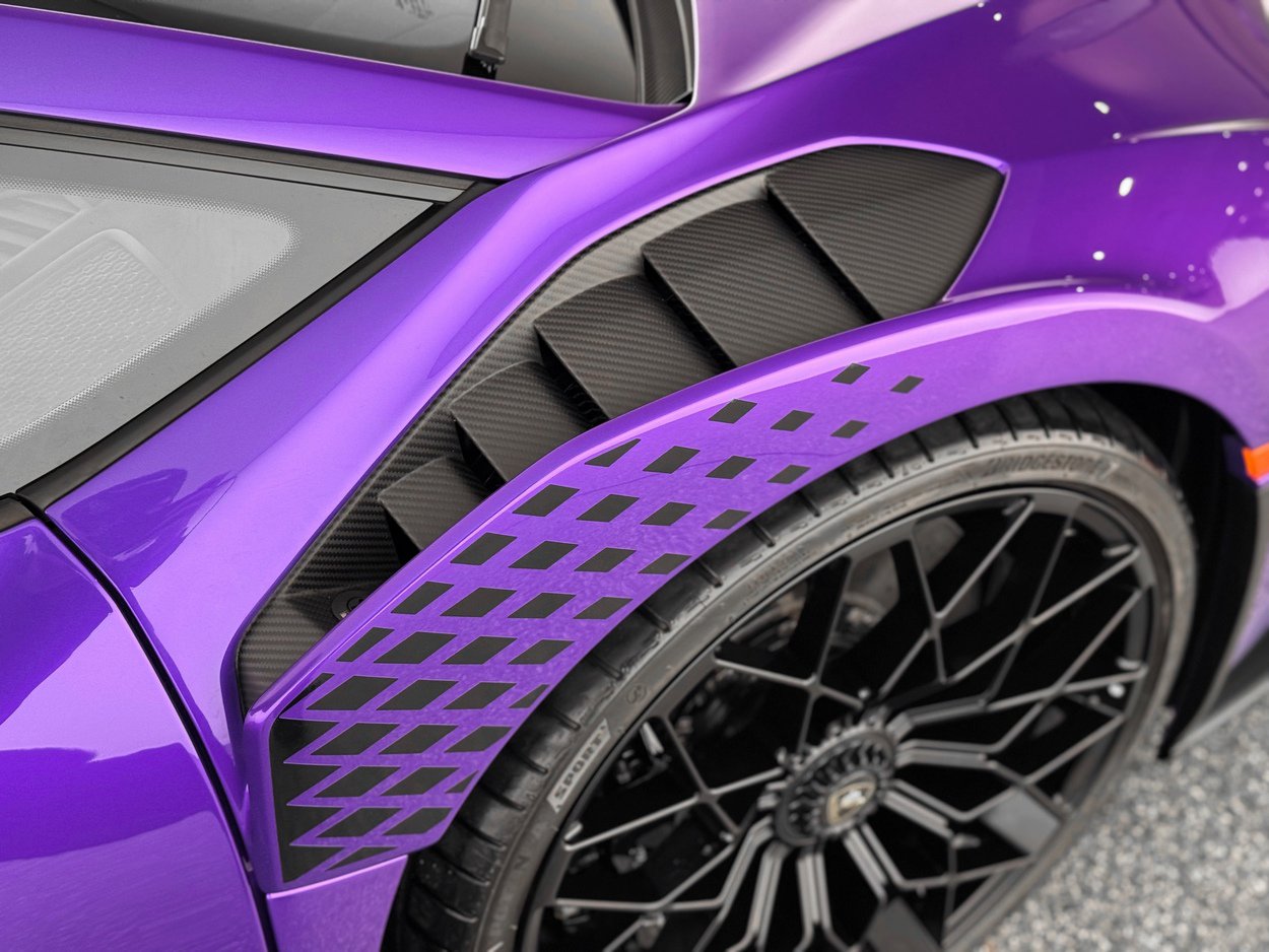 Used 2023 Lamborghini Huracan STO image 37