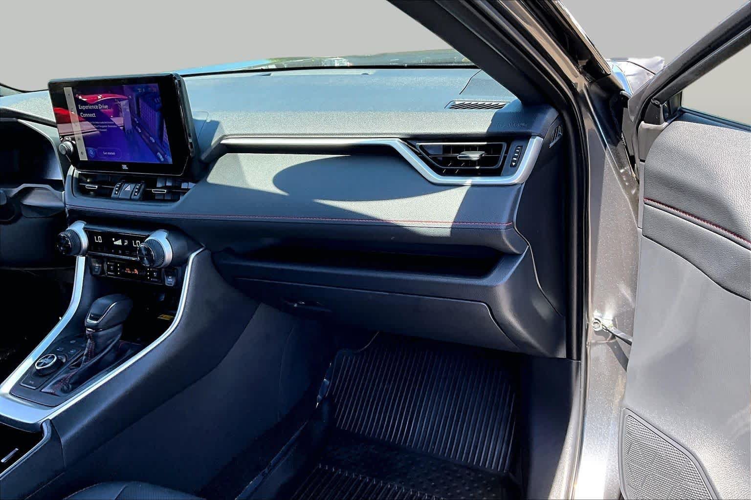 Certified 2025 Toyota RAV4 XSE AWD/4WD image 18