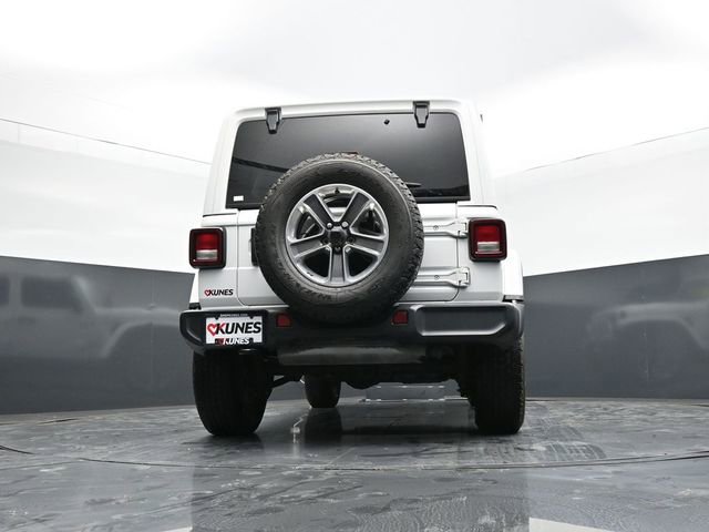 Used 2021 Jeep Wrangler Unlimited Sahara w/ Uconnect 4C Nav & Sound Group AWD/4WD image 60