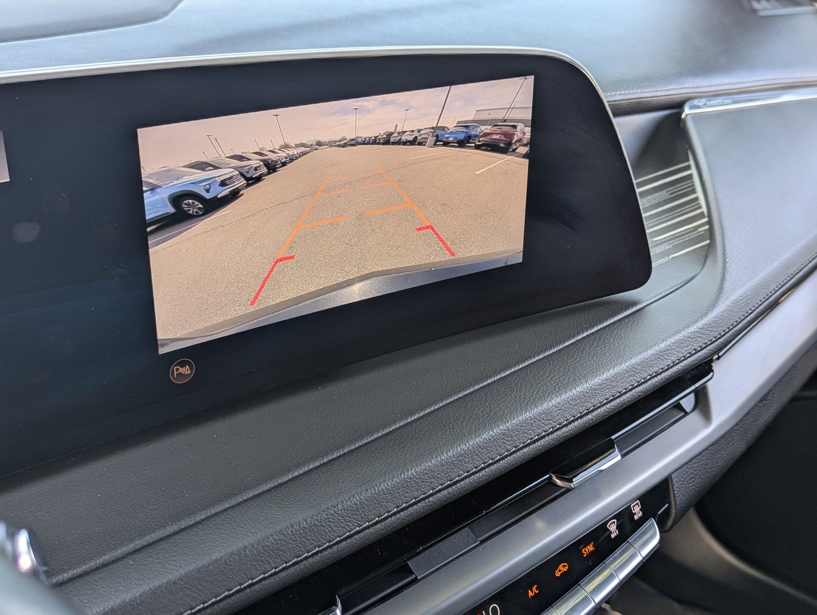 Certified 2024 Cadillac XT4 Premium Luxury image 30