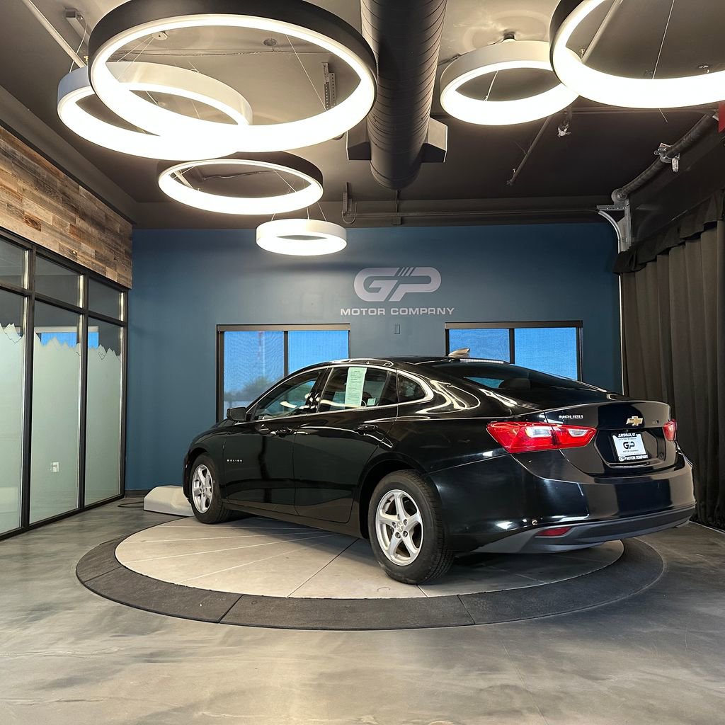 Used 2018 Chevrolet Malibu LS FWD image 5