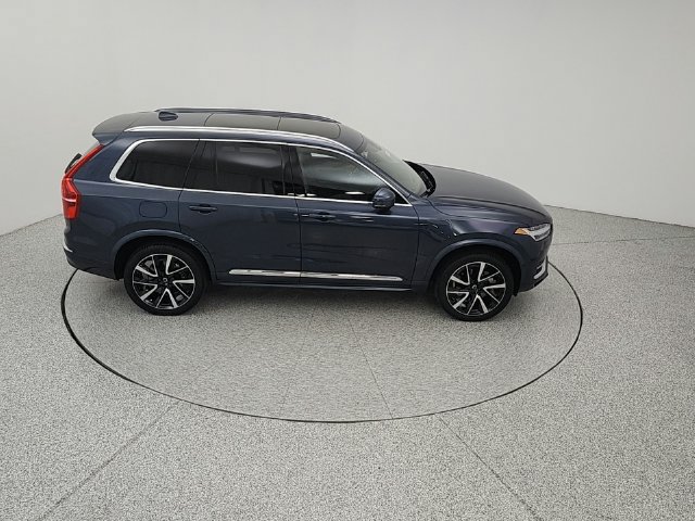 Used 2025 Volvo XC90 B5 Plus w/ Protection Package Premier AWD/4WD image 12