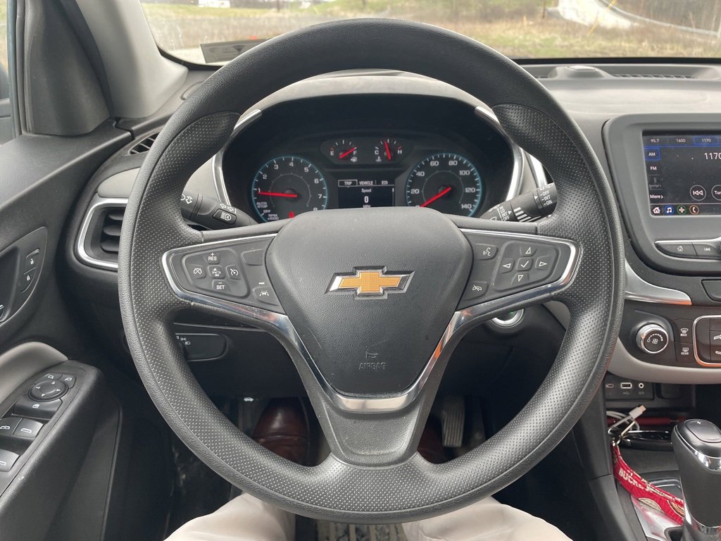 Used 2021 Chevrolet Equinox LS image 14