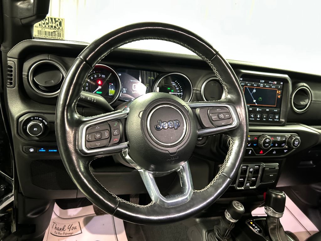 Used 2023 Jeep Wrangler Unlimited Sahara w/ Cold Weather Group image 15