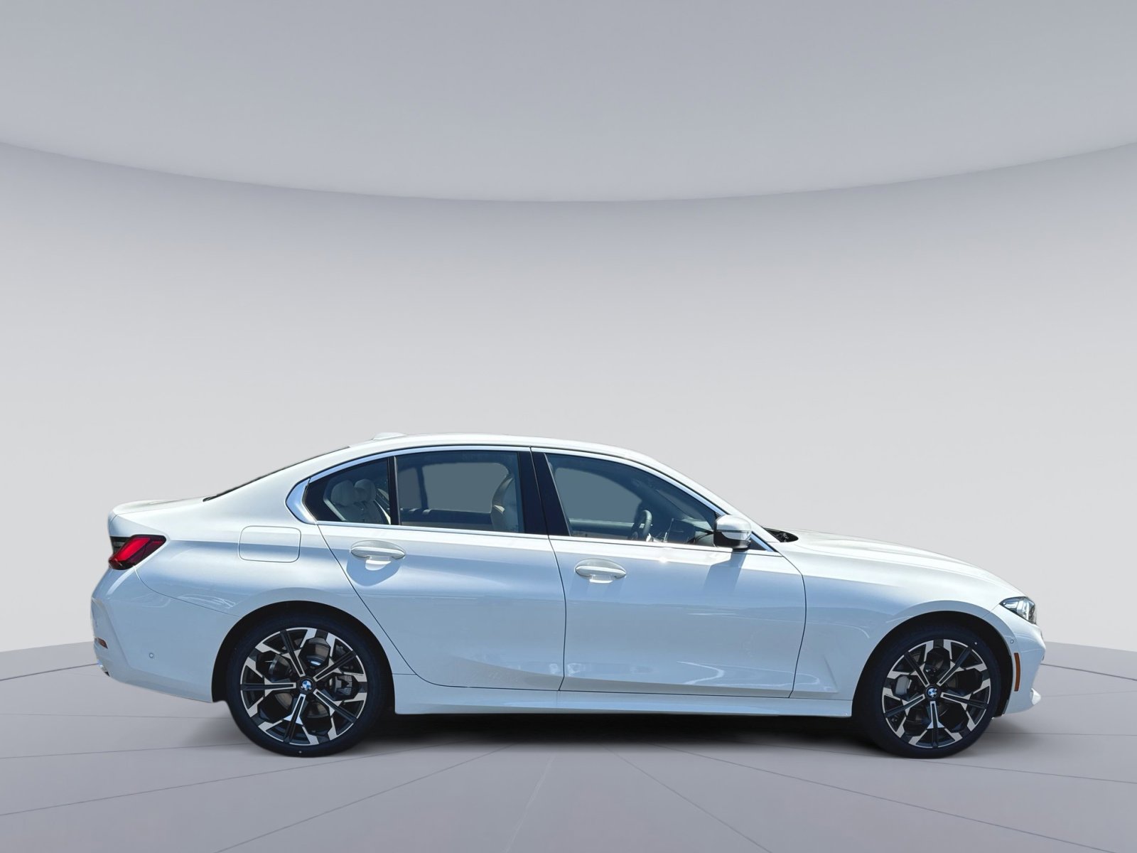 New 2026 BMW 330i xDrive Sedan w/ Premium Package AWD/4WD image 34