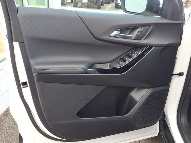 Used 2026 Chevrolet Equinox LT image 10