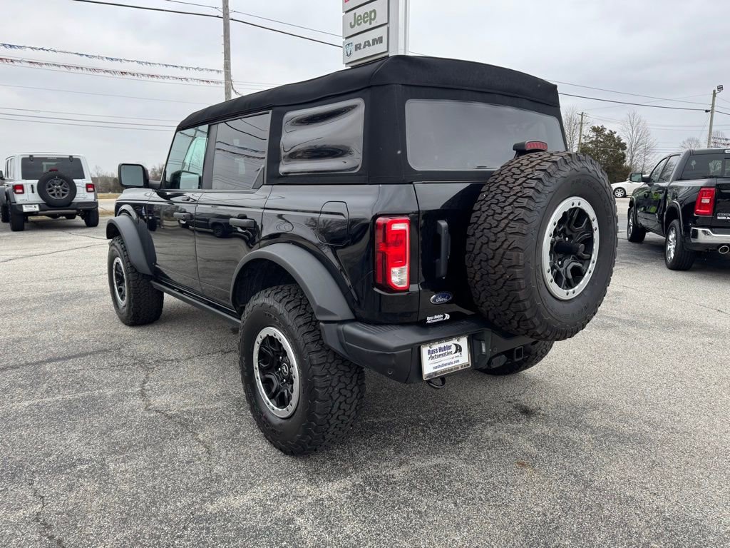 Used 2023 Ford Bronco Black Diamond w/ Sasquatch Package image 3