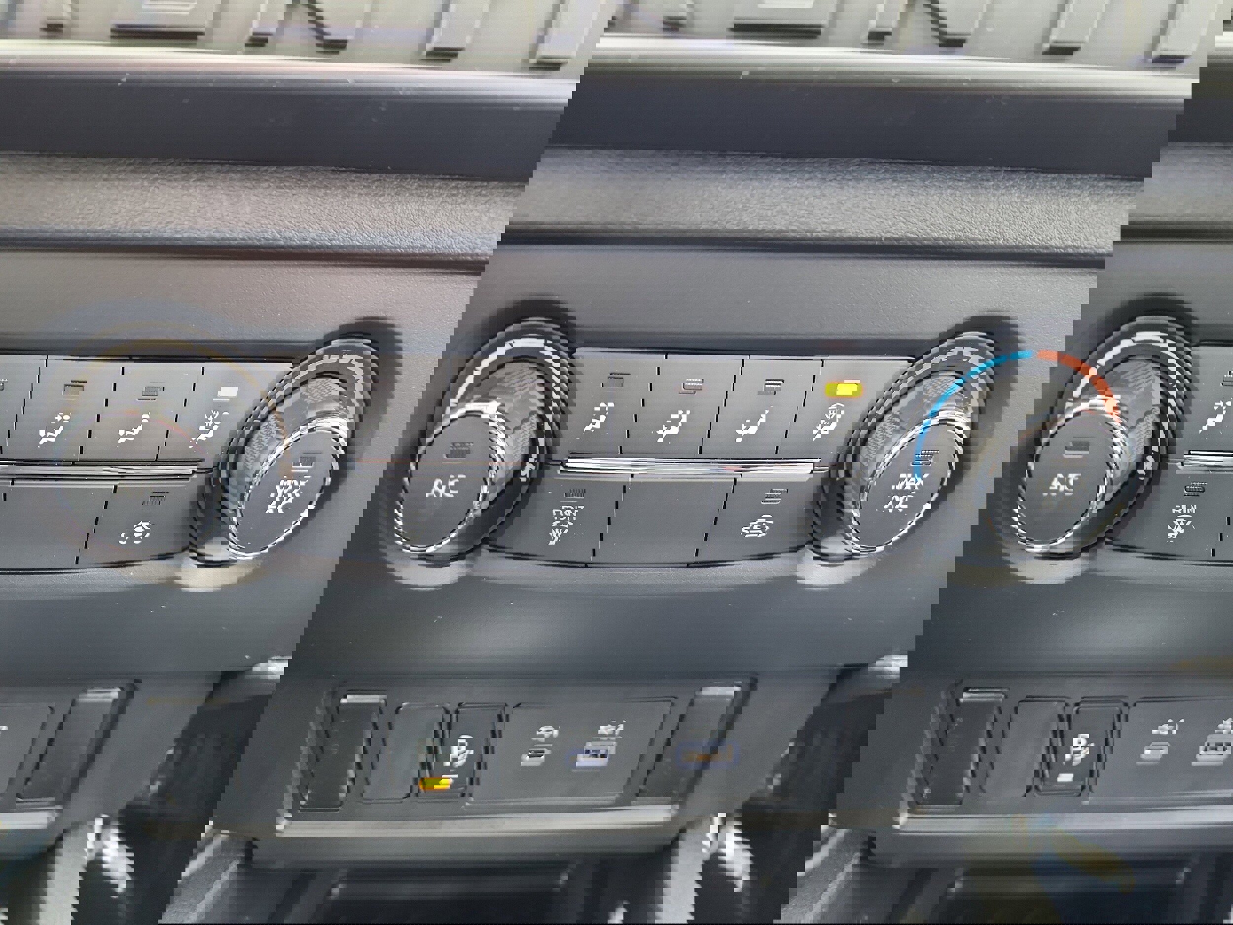 New 2026 Nissan Frontier S image 14