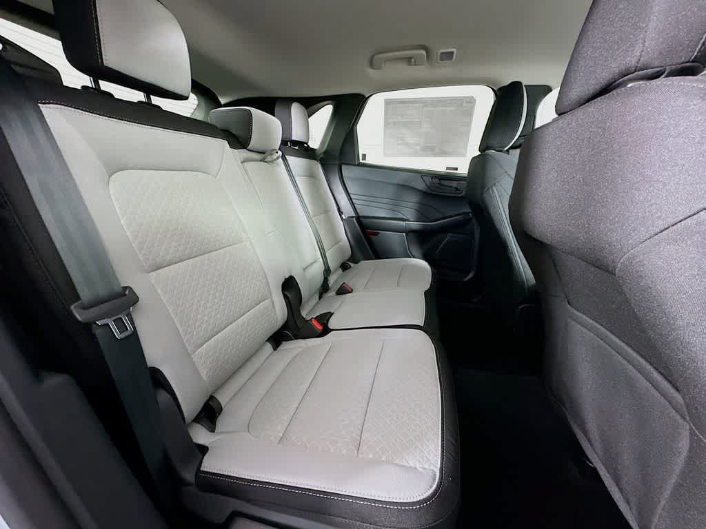 New 2026 Ford Escape Active FWD image 31