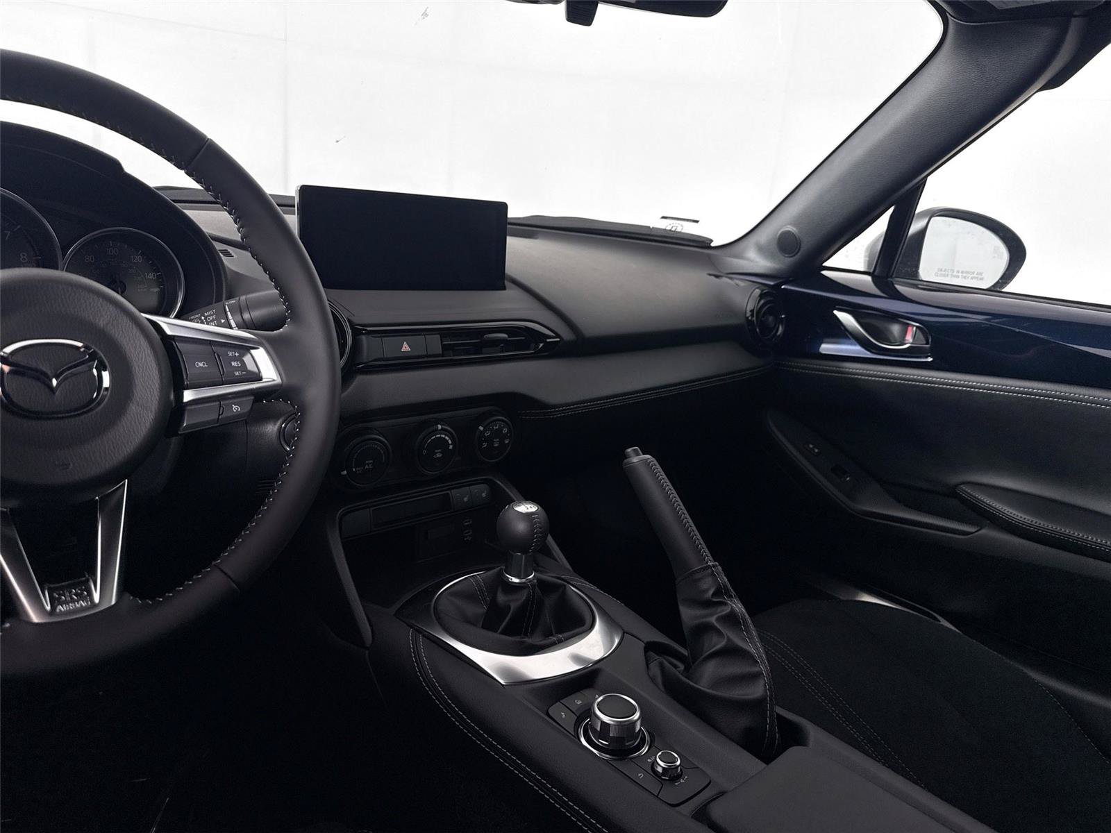 New 2026 MAZDA MX-5 Miata Club w/ Interior Package RWD image 33