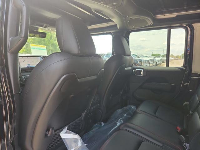 New 2026 Jeep Wrangler Unlimited Rubicon w/ Safety Group AWD/4WD image 10