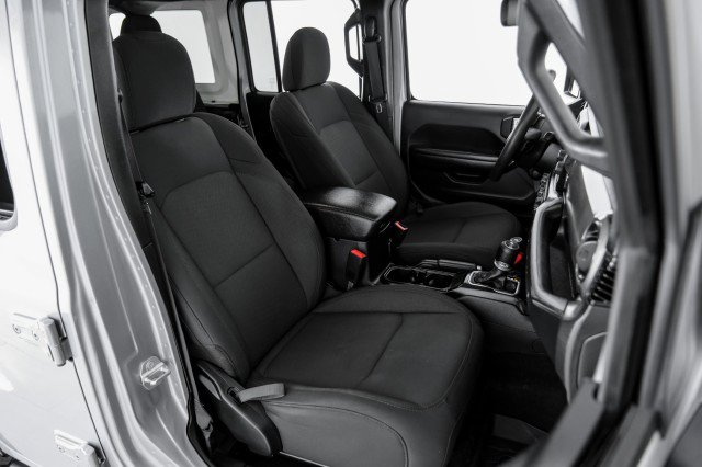 Used 2020 Jeep Wrangler Unlimited Sport AWD/4WD image 31