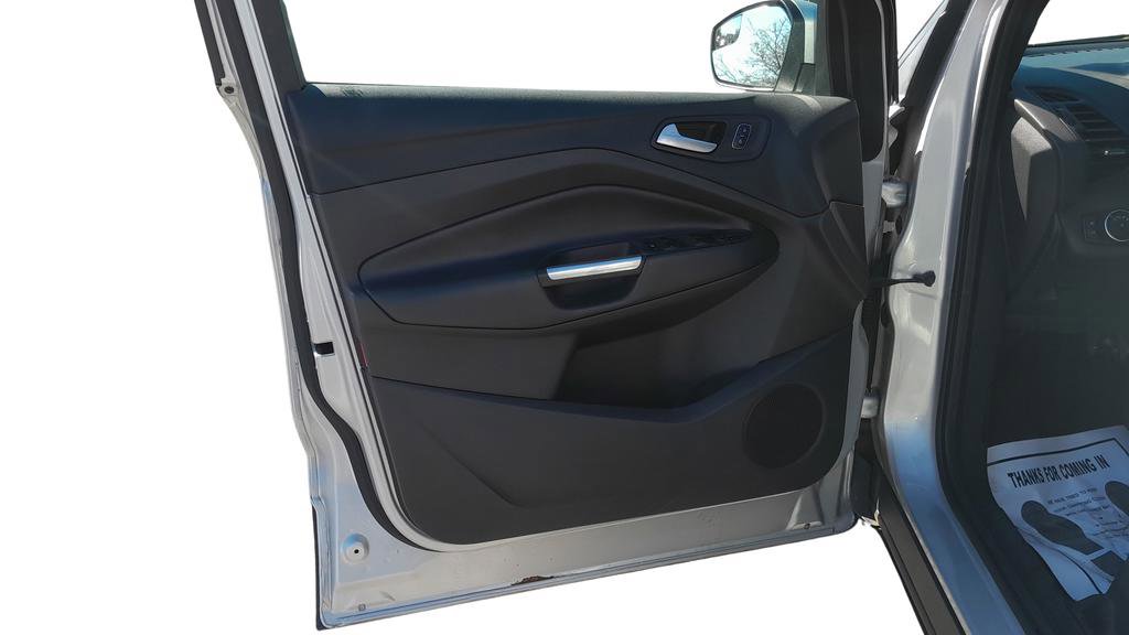 Used 2017 Ford Escape SE image 15