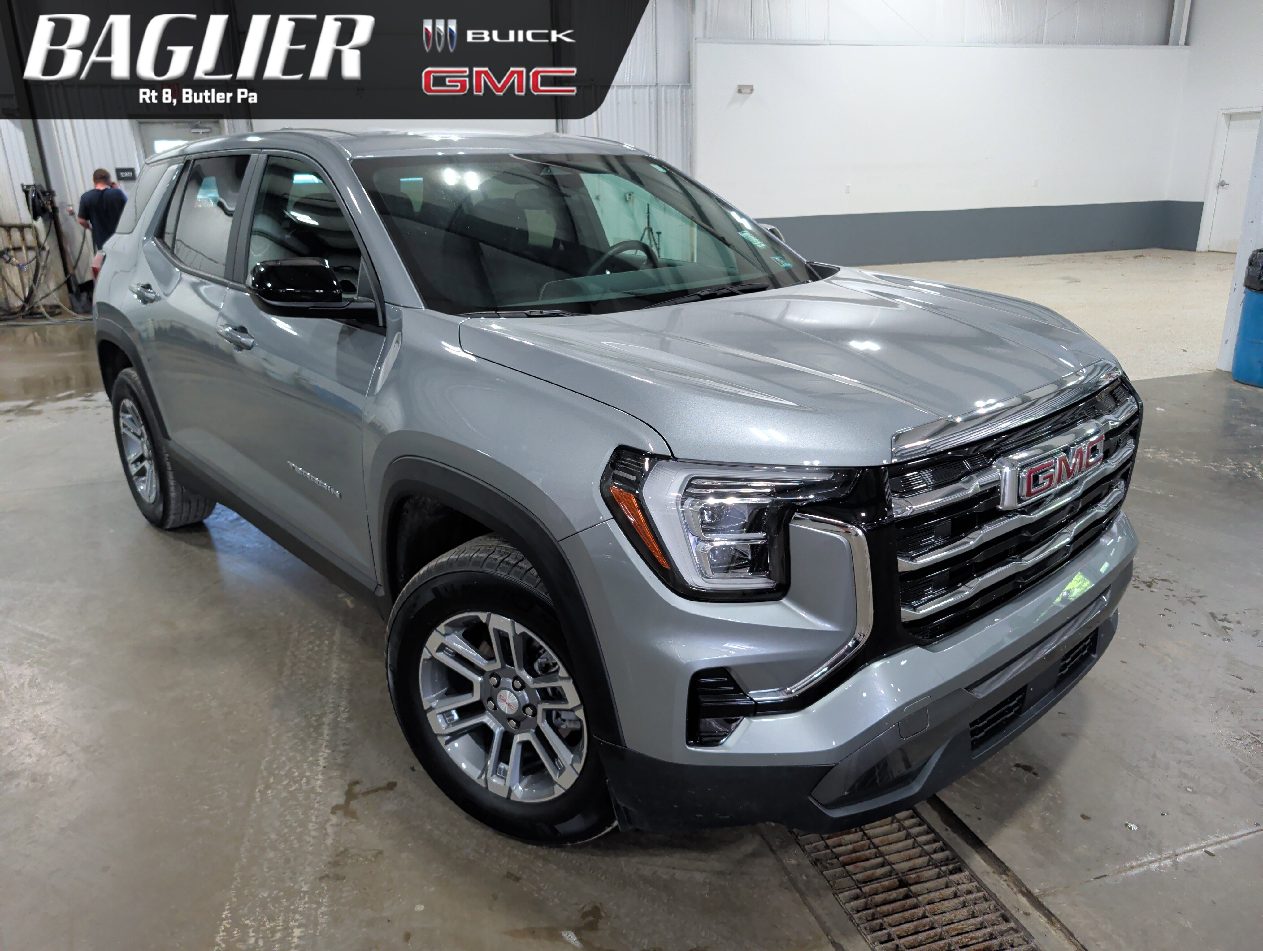 Used 2025 GMC Terrain Elevation AWD/4WD image 1