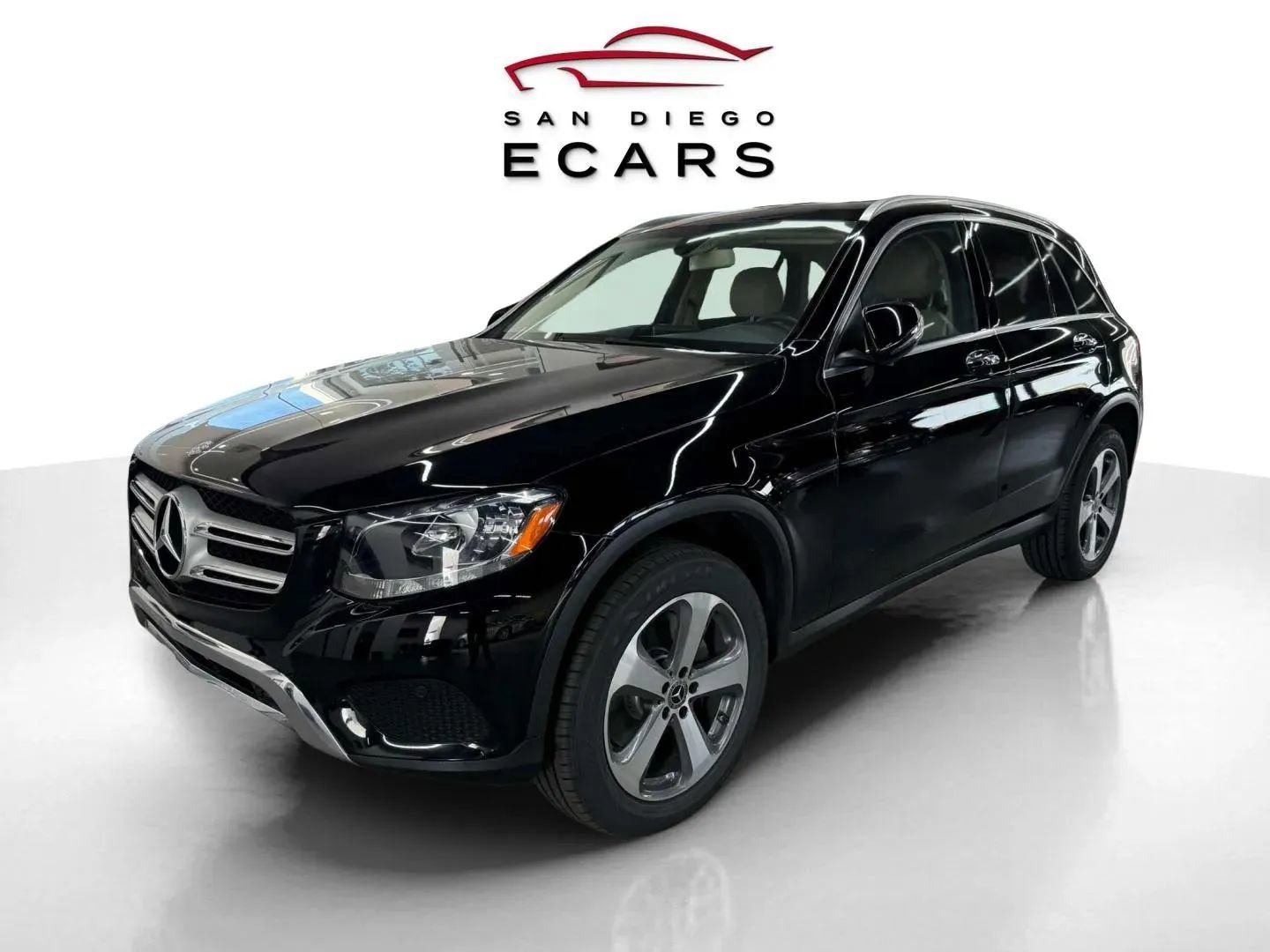 Used 2018 Mercedes-Benz GLC 300 w/ Premium Package image 1