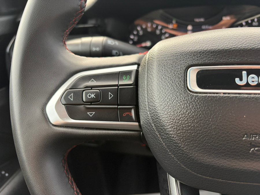 Used 2023 Jeep Compass Trailhawk image 19