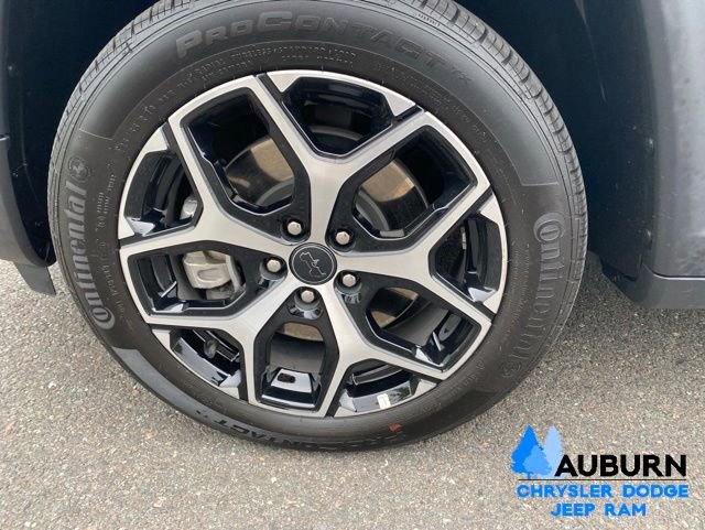 Used 2026 Jeep Compass Limited AWD/4WD image 9