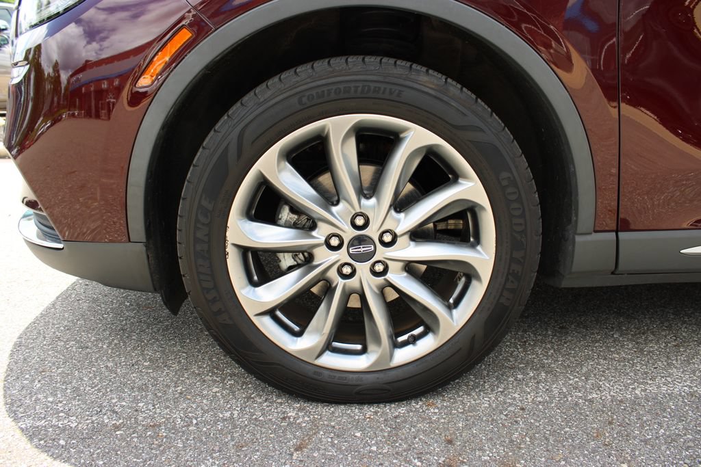 Used 2020 Lincoln Corsair AWD w/ Premium Package image 28